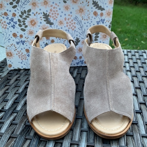 SOPHIA milano Taupe Suede Wedge Sandals - Picture 6 of 13